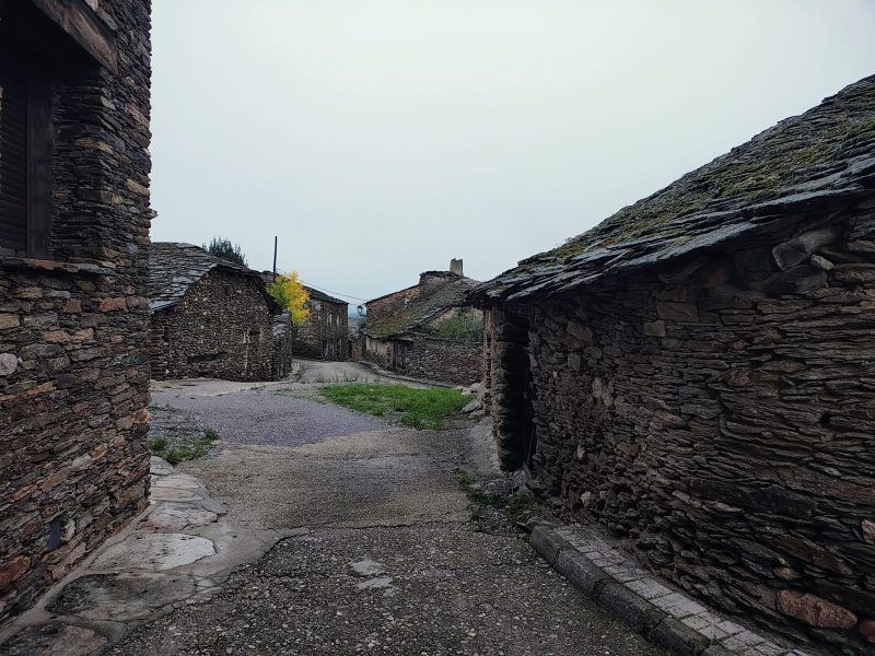 Barrio viejo hiendelaencina